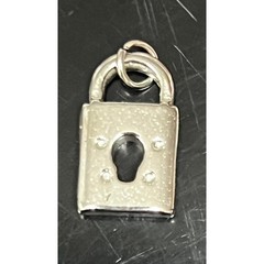 Padlock Charm Unisex OS Silver Excellent 18K White Gold PVD Stainless Steel