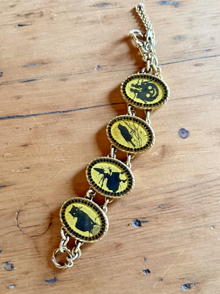 Vintage CAMEO Halloween Bracelet Maximal Art Holiday John Wind Pumpkin Witch Cat