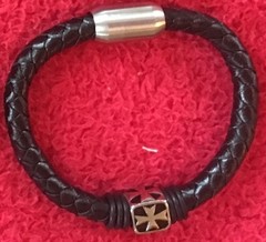 AKZENT Unisex Bracelet Stainless Black Real Leather – Braided 8 5/16in Cross