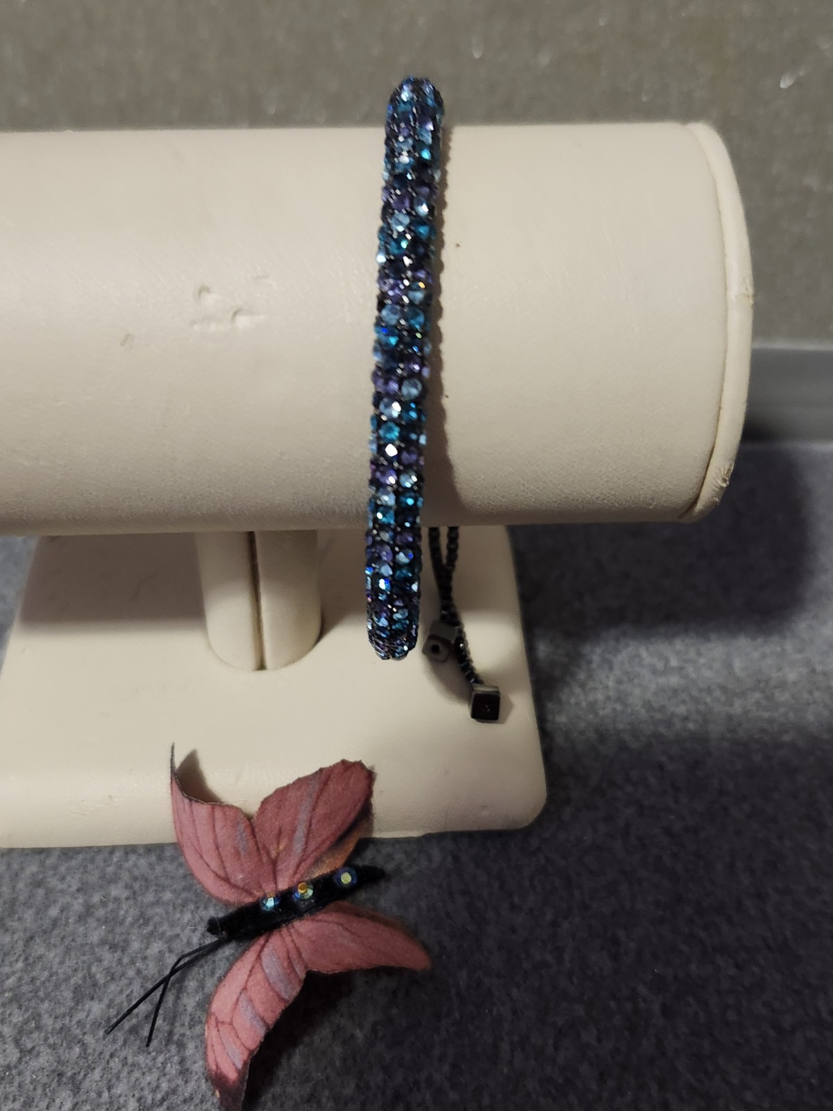 Off Park Collection Blue Multi-color Crystal Pull Cord Bolo Bangle Bracelet Htf gallery