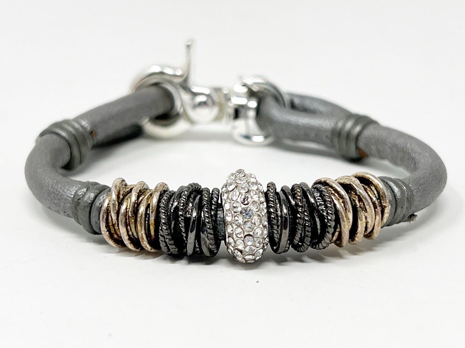 LIZZY JAMES Gray Leather Wrap Charm Bracelet U.S.A. gallery