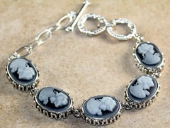 Silver Vintage Style Black Cameo Beauty Lady Cameo Oval Bracelet WB11205