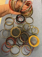 Bracelets Large lot plastic metal crystal Bangle + stretch All Wearable