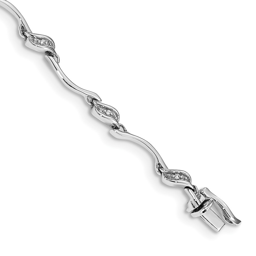 14k White Gold 1/20 Ct Round Cut Diamond Fancy Curved Link Bracelet 7"