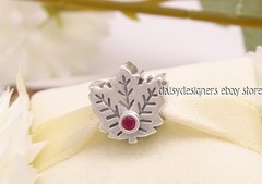 NEW Pandora Canada Maple Leaf Red Charm 791215SRU Retired