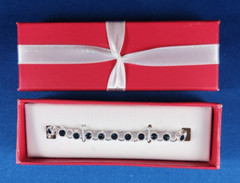 AVON Jeweltone Tennis Bracelet Silvertone Blue Sapphire Gift Box NEW 2007