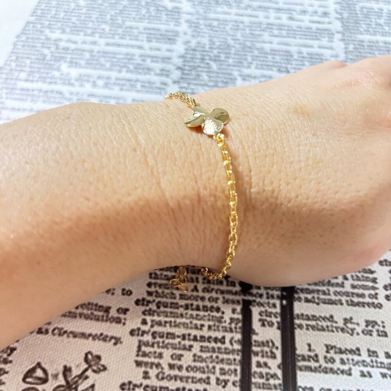 Set of 2 Goldfilled Jewelry pieces: Clover Bracelet and Multi-Layer Band Ring gallery