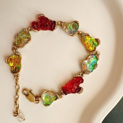 Gold Tone Faux Opal Bracelet Iridescent European Vintage-Inspired Adjustable
