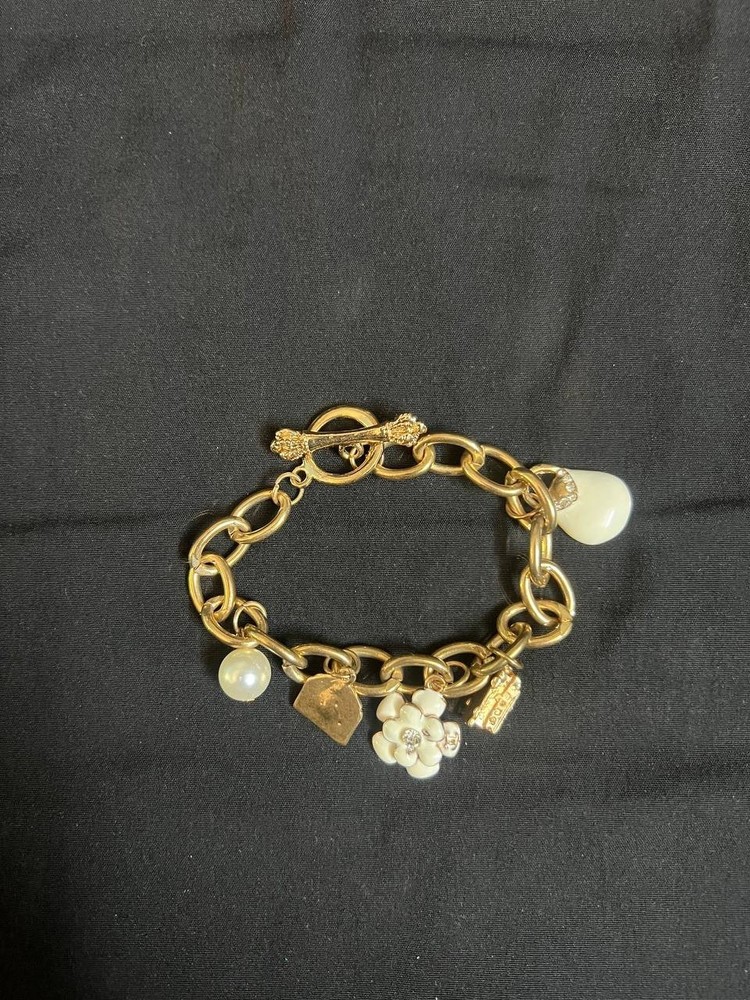 Gold Tone Charm Bracelet Faux Pearl Heart Flower Charms Toggle Chunky Chain