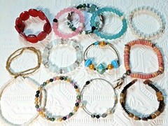 Crystal beads, blue glass, red plastic. Lot of 13 beautiful bracelets.