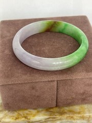 Natural Jadite Bangle Tricolor 5.5 Cm Diameter Flat Inside And Round Outside