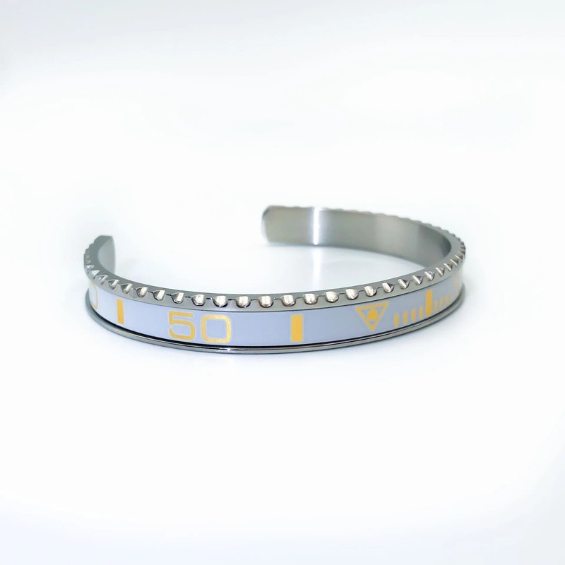 Men and Women Stainless Steel Personality Bracelets Digital Speedometer Bracelet gallery