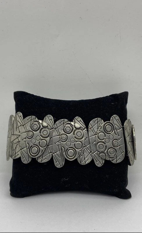 Sterling Silver Textured Panel Card 5 inch Bracelet 925 80.6g Made in Canada gallery