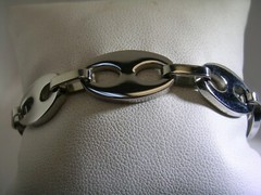 STAINLESS STEEL BRACELET WITH A LARGE LOBSTER LOCK COMES IN 8 3/4″, 7 3/4″