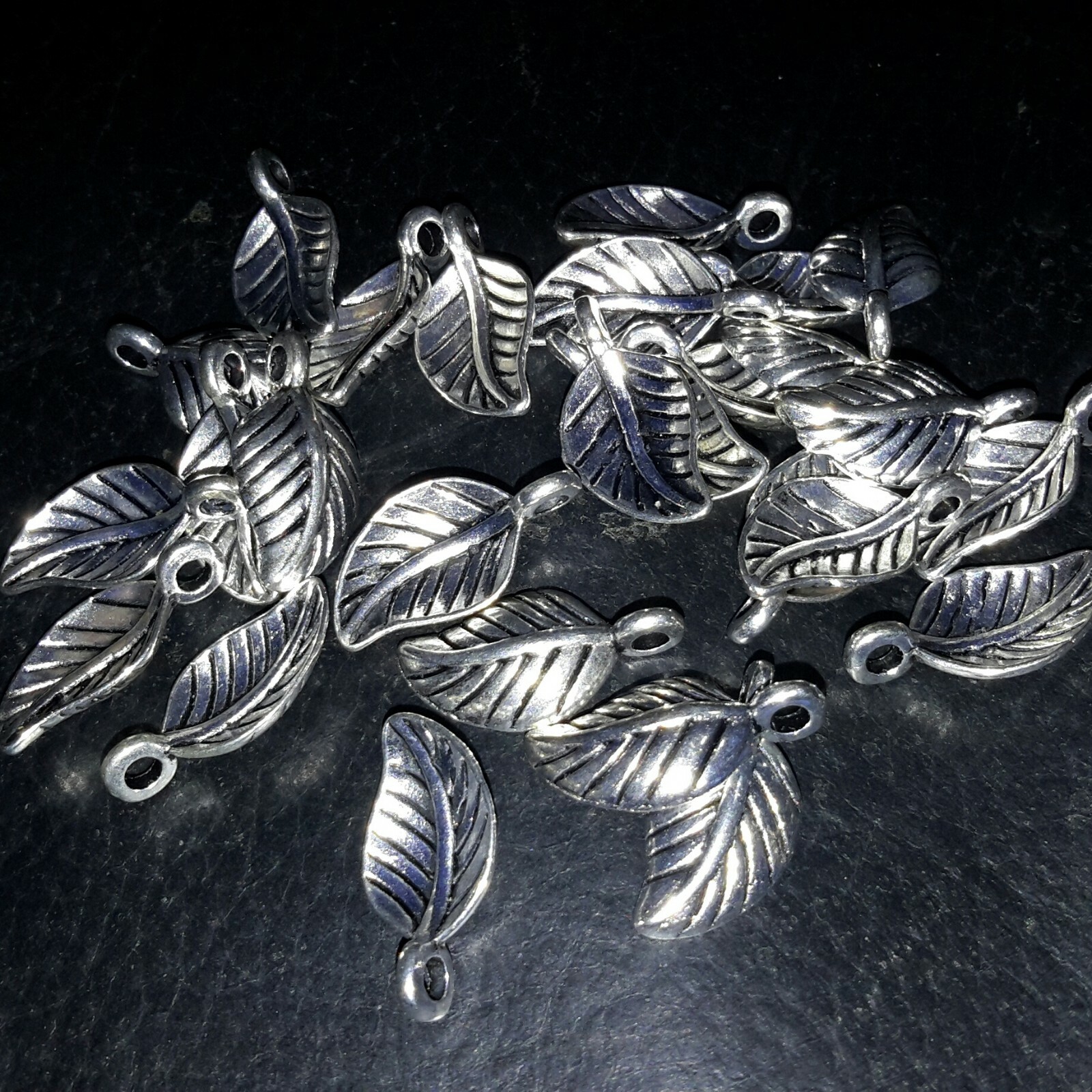 Antique Silver Leaf Charm , 14x7x2.5mm, 15piece, Free Postage Oz Seller gallery