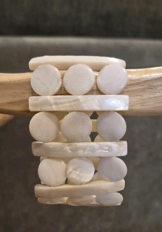 Mother of Pearl Multistrand Stretchy Beaded Bracelet gallery