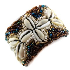 Handmade Beach Cowry Shell Brown Peacock Glass Seed Beads Bracelet, 1 1/2″