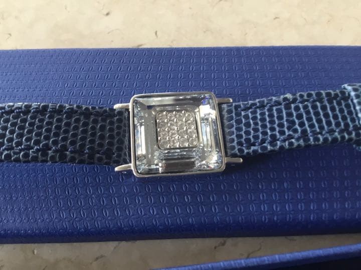 Swarovski Bracelet Used Beautiful Condition Not specified gallery