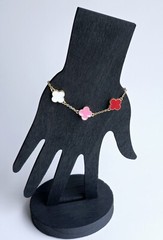 Multicolor Bracelet For Women With Contemporary Design