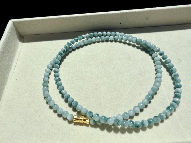 Burma jadeite necklace 4.7m blue Sky White Cloud type A Burmese Jade 翡翠蓝天白云 gallery