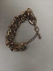 Chunky Statement Bracelet Gold Colored Vintage Chic Fashion Plastic