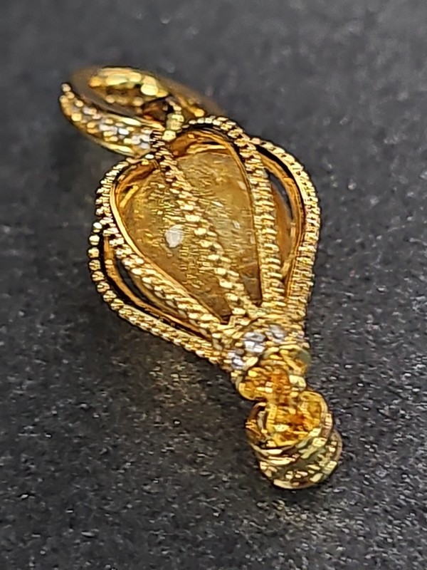 PANDORA Gold Sparkling Yellow Hot Air Murano Balloon Charm gallery
