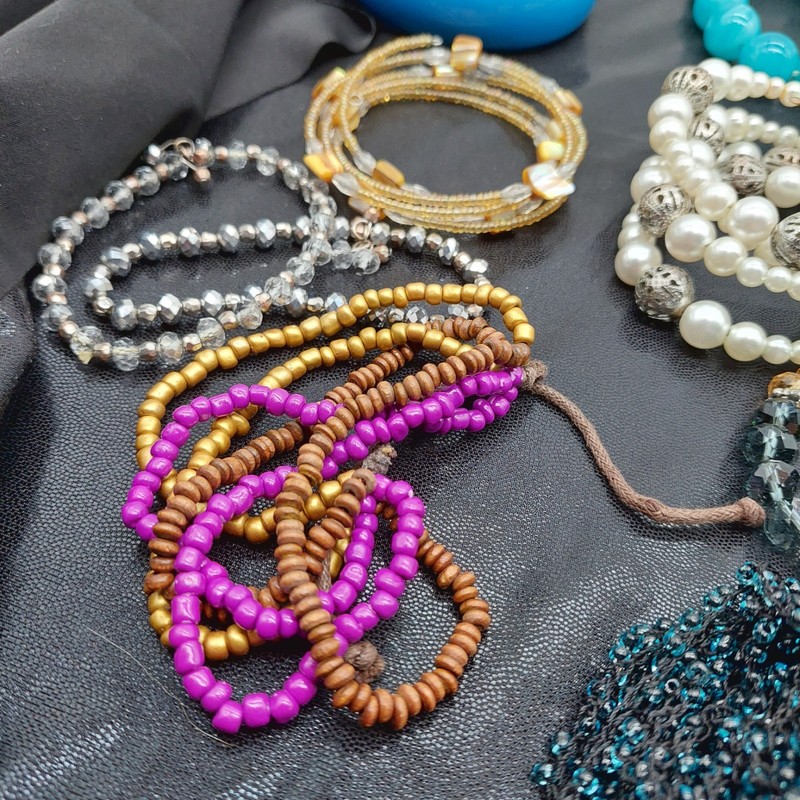 Bracelets Variety Beaded Blue Green Plastic Bangle Lot Of 30 Various Materials gallery