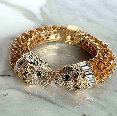 LION PANTHER CRYSTAL RESIN DESIGNER STACKABLE HINGED CUFF BRACELET SIZE SMALL