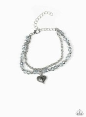 🩷Paparazzi ~ Rare Romance – White Bracelet Silver Heart