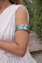 Vintage Arm Cuff Armlet Bracelet MCM Lucite Sculpted Wave Painted Estate Jewelry