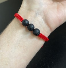 Pulsera Roja de Lava Obsidia Negra para la proteccion general de la vida