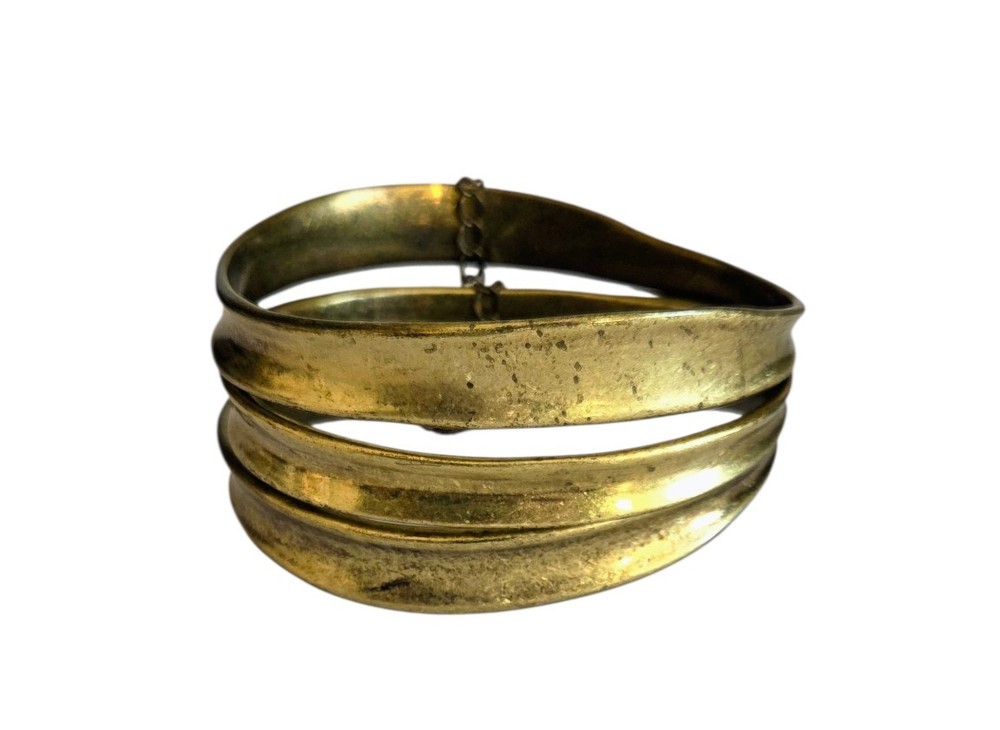 BCBGENERATION Bangle Bracelets Bronze Gold Tone Stackable Set Asymmetrical BCBG