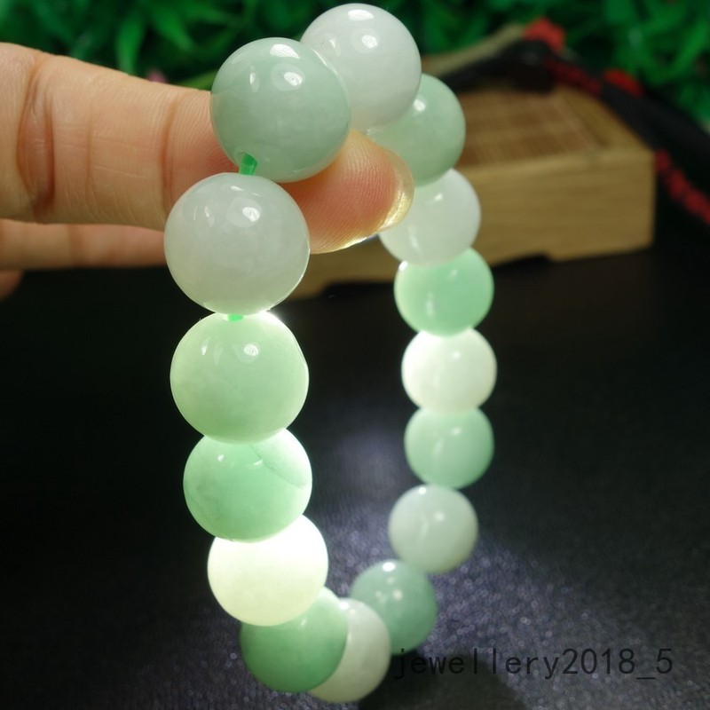 Certified Light Green Burma 100% Natural A Jadeite jade 13.2mm Beads Bracelet 手链 gallery