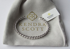 Kendra Scott Cuff Bracelet Grier Chain Link Silver-Tone NWT & POUCH $60