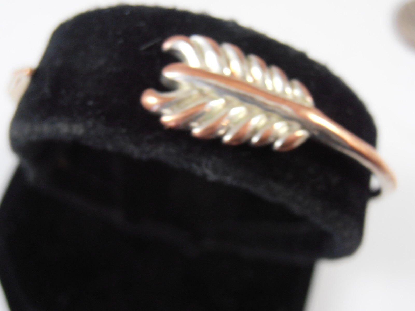 Vintage Designer Signed Stella & Dot Bangle Bracelet Arrow Silver Tone gallery