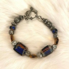 Art to Wear Glass Bead Bracelet Geometric Silver Tone Metal 6064