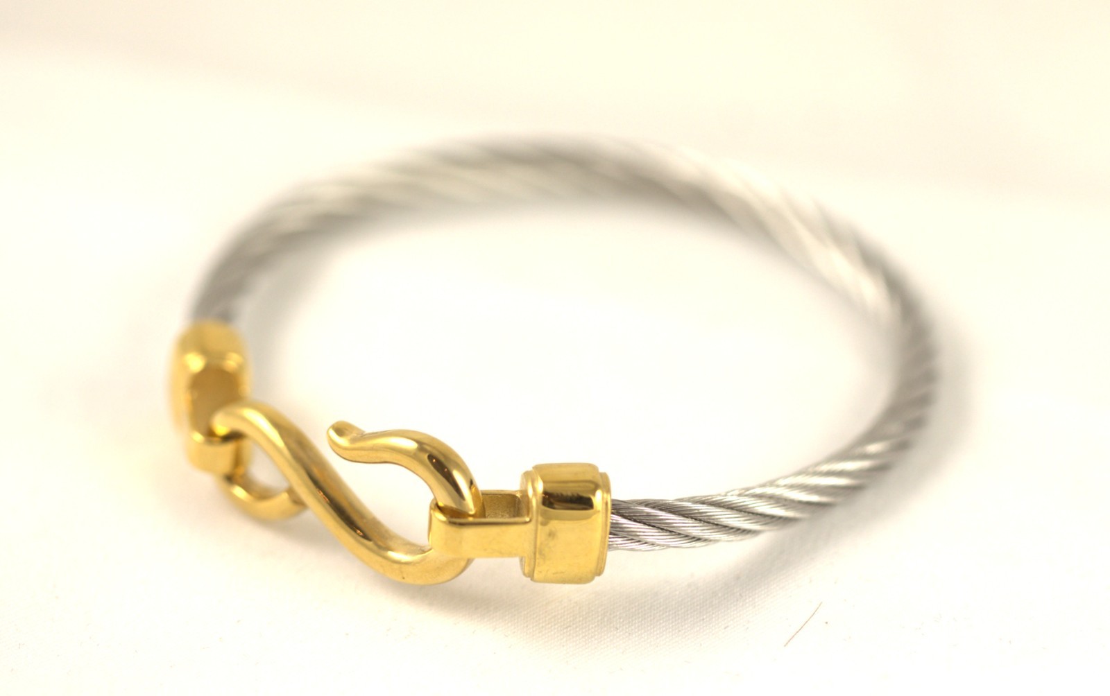 Stainless Steel Bracelet Cable Twist Hook Design gallery
