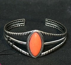 Vintage Silver-Tone Metal Cuff Bracelet w/ Marquise Bezel-Set Cabochon, 1 Stone