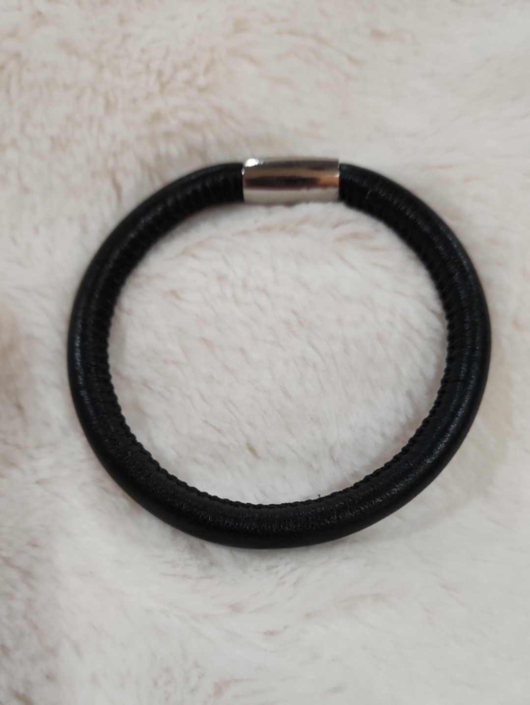 Brighton Woodstock Smooth Black Leather Bracelet, Size Small, 7-3/4" When Closed gallery