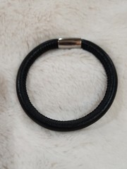 Brighton Woodstock Smooth Black Leather Bracelet, Size Small, 7-3/4″ When Closed
