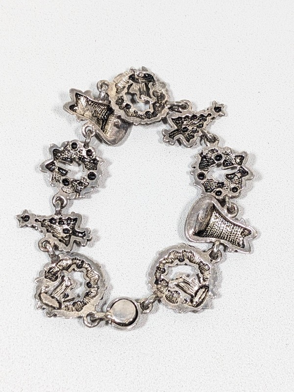 Christmas Tree Wreath Bell Silver Tone Chain Magnetic Clasp Bracelet 7 inch gallery