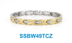 2 Tone Hugs & Kisses with CZ – Women magnetic stainless steel link bracelet