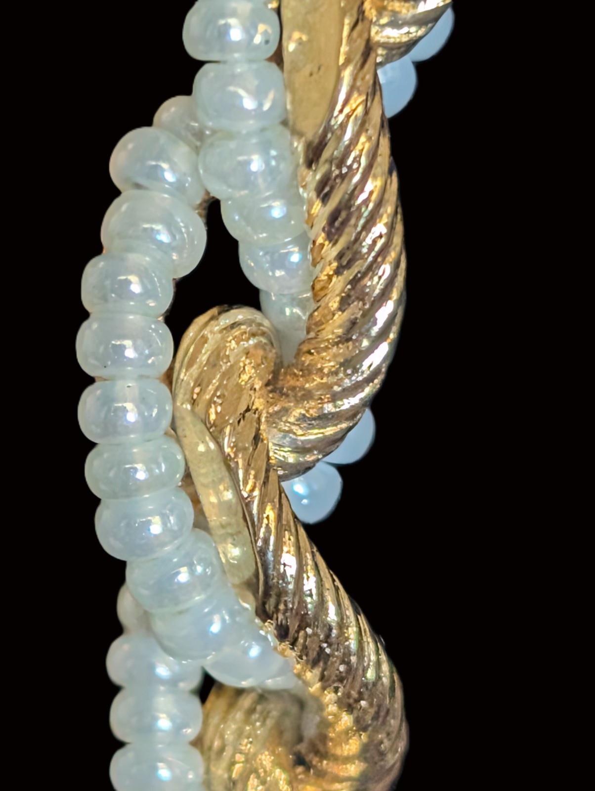 Trifari Twisted Faux Seed Pearl & Gold Tone 7" Bracelet gallery