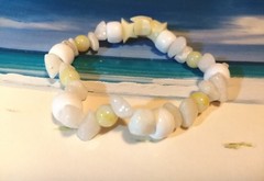 Winter Wonderland White Cream Yellow Bead Bracelet