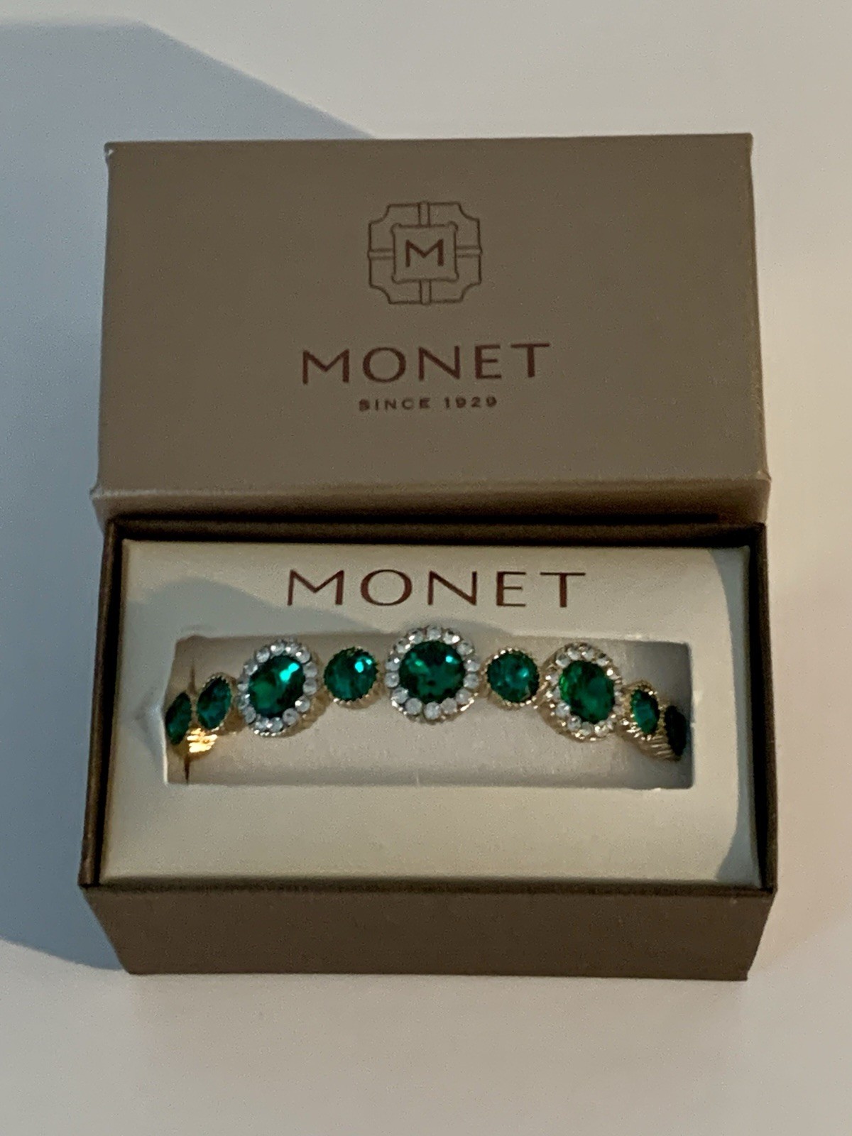 New Monet Halo Stretch Glass Round Green Bangle Bracelet Gift Boxed gallery