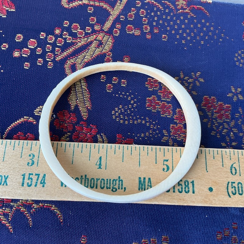 Ivory color Round Slip-On Bangle Bracelet, No Stone, 0 Gemstones dia 2.5” gallery