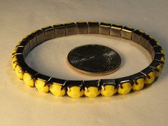Metal Bracelet Yellow Plastic Stones & Stretch Band Preowned SG23 Free Shipping