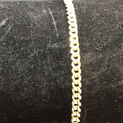 Gold Tone Curb Link Chain Bracelet Metal No Stone Less Than 8 in