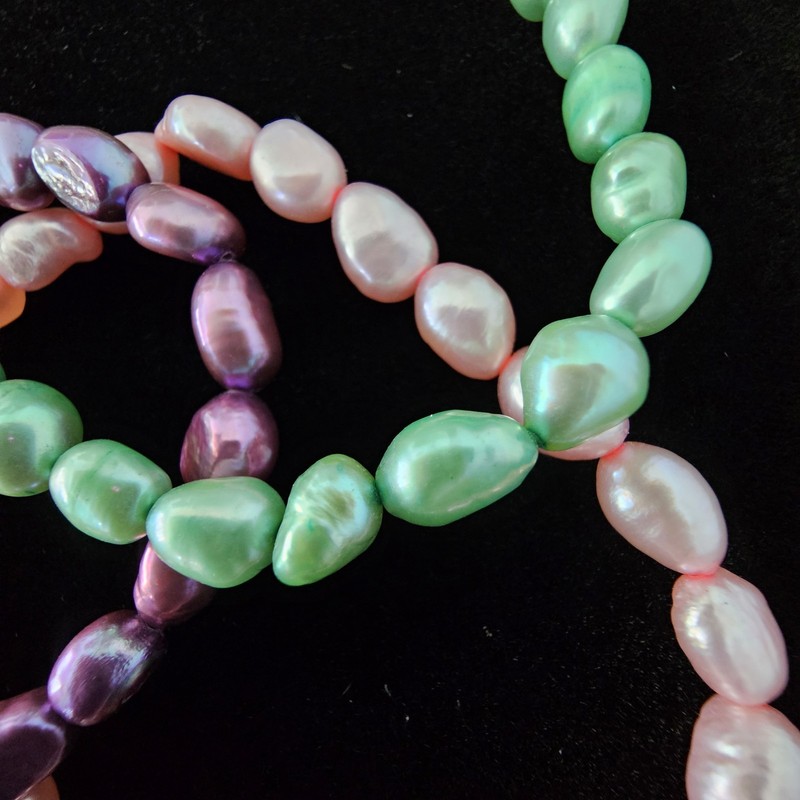 Set 3 Dyed Freshwater Pearl Stretch Bracelets Iridescent Pink Purple Green 7.25" gallery