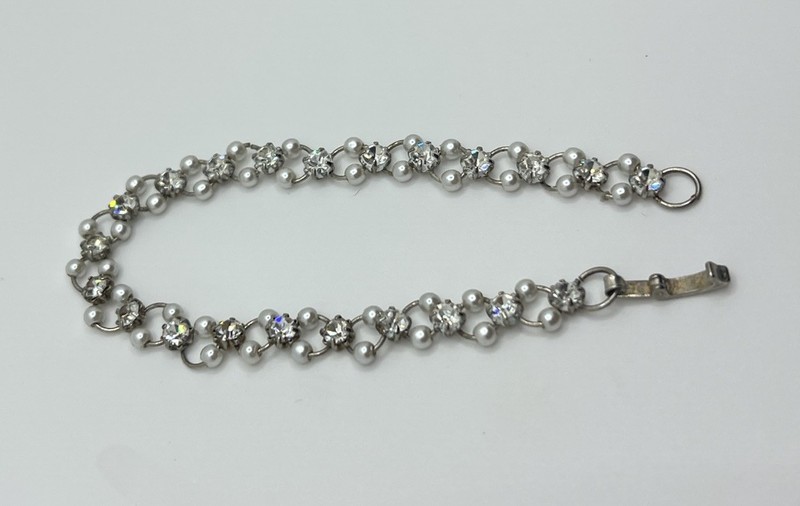 Vintage Silver Tone Double Row Faux Pearl Rhinestone Bracelet Fold-Over Clasp gallery